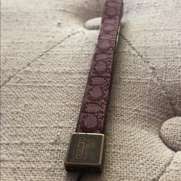 Authentic Coach Cell Phone Strap/Lanyard - Picture 3 of 5